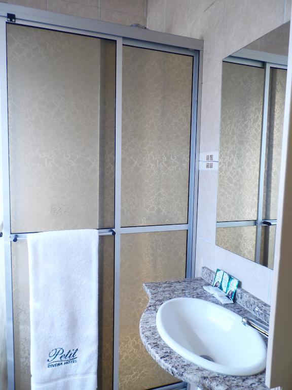 Petit Rivera Hotel Zimmer foto